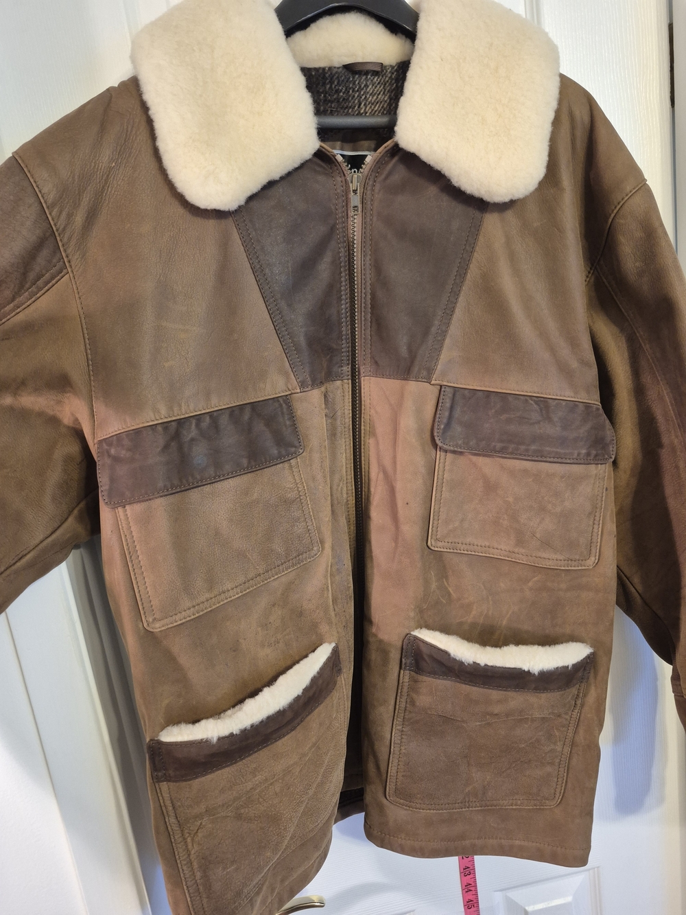 Vintage NWOT Men's Brown Leather Jacket with Wool Lining Shearling Trim Size M